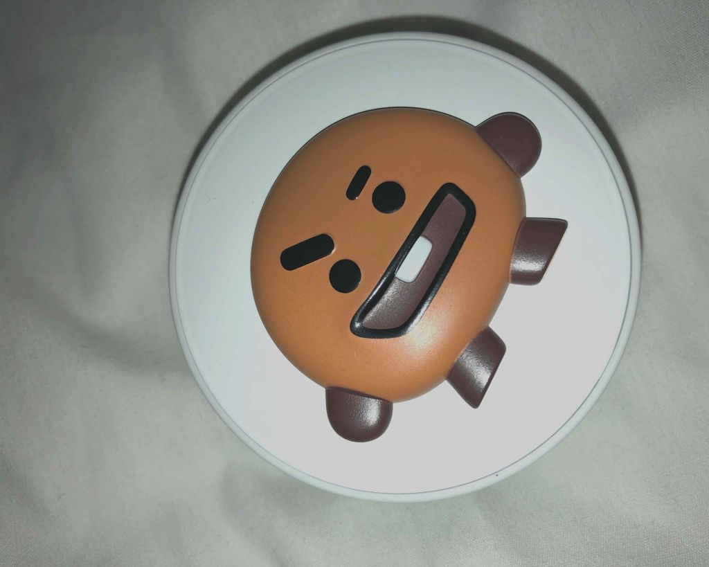 カレン on LIPS 「クッションチークBT21の私の推し。SHOOKYちゃん。👴🏻韓..」(3枚目)