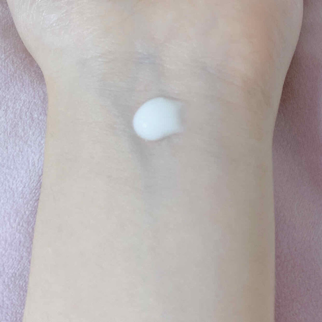 サラフィットUV さらさらエッセンス 無香料/スキンアクア/日焼け止め・UVケアを使ったクチコミ（2枚目）