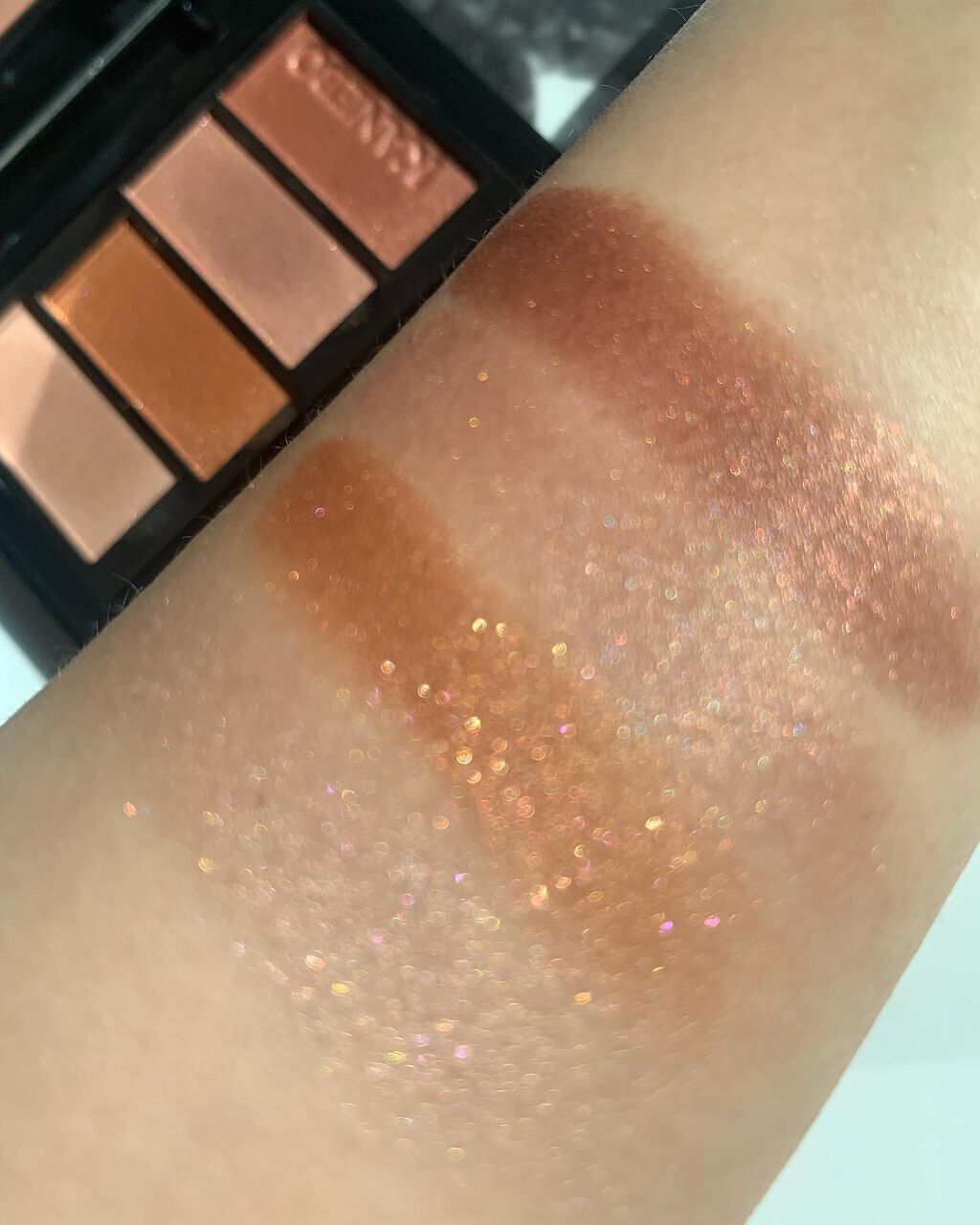 レイヤードカラーズアイシャドウ/KANEBO/アイシャドウパレットを使ったクチコミ(3枚目)