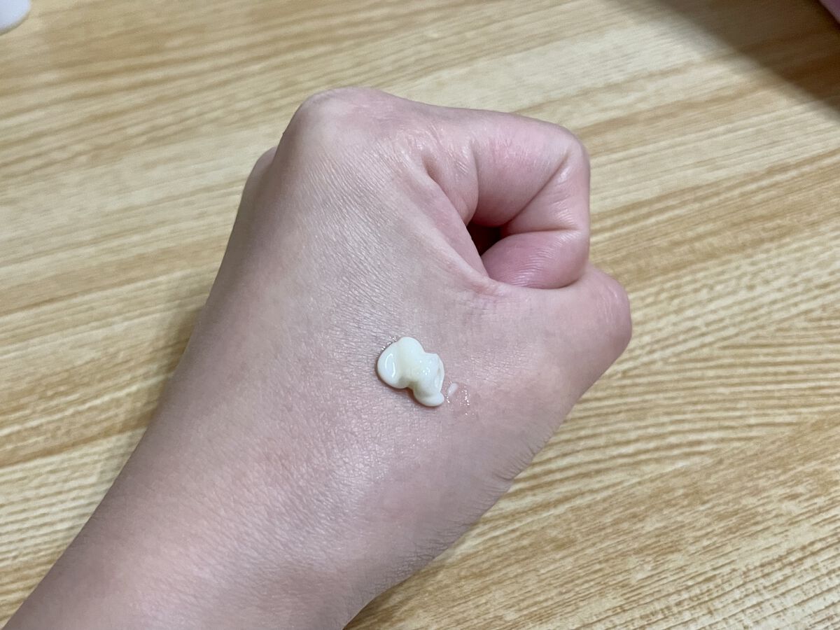 モイスチャーセラム/日本ライフ製薬/美容液を使ったクチコミ（2枚目）