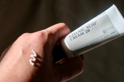 はち on LIPS 「揺らぎやすく繰り返す肌悩みをマルチでケア!アゼライン酸20%高..」(4枚目)