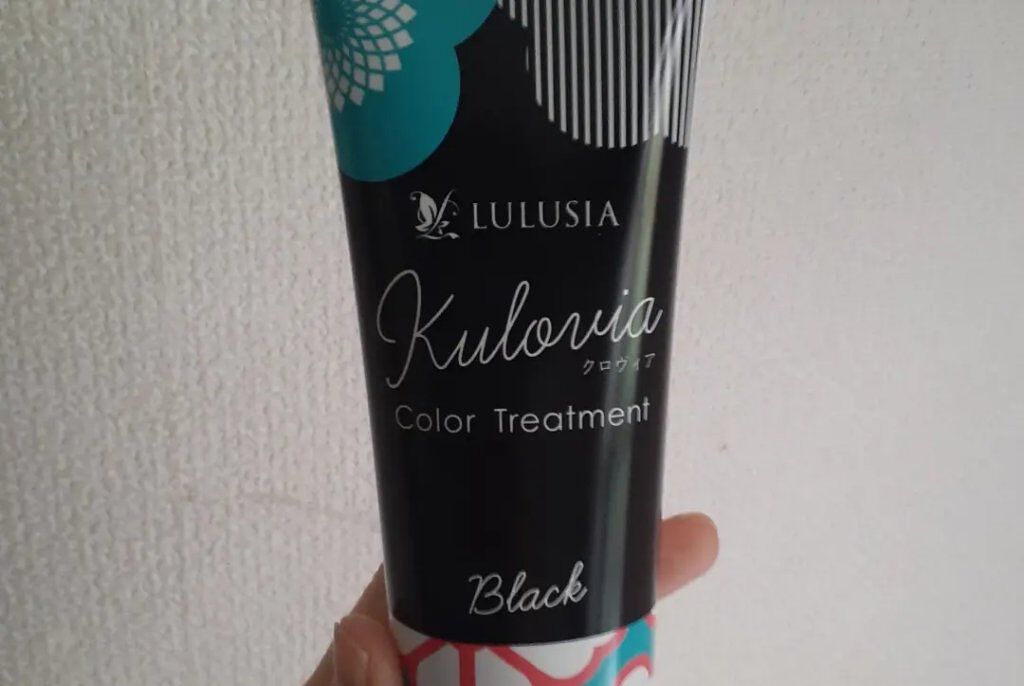 クロヴィア カラートリートメント ブラック/ルルシア/洗い流すヘアトリートメントを使ったクチコミ（2枚目）