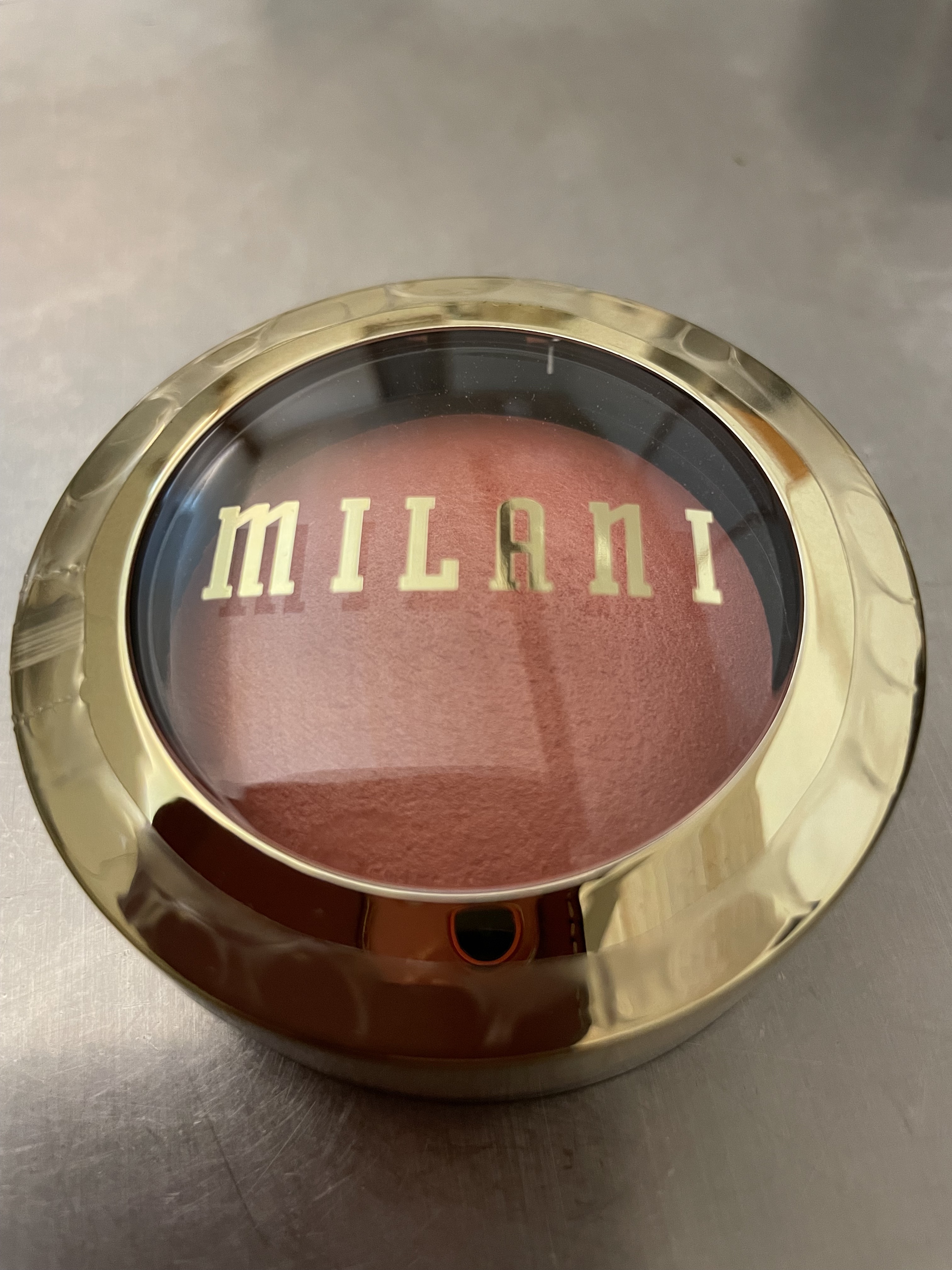 BAKED POWDER BLUSH/Milani Cosmetics/パウダーチークを使ったクチコミ（1枚目）