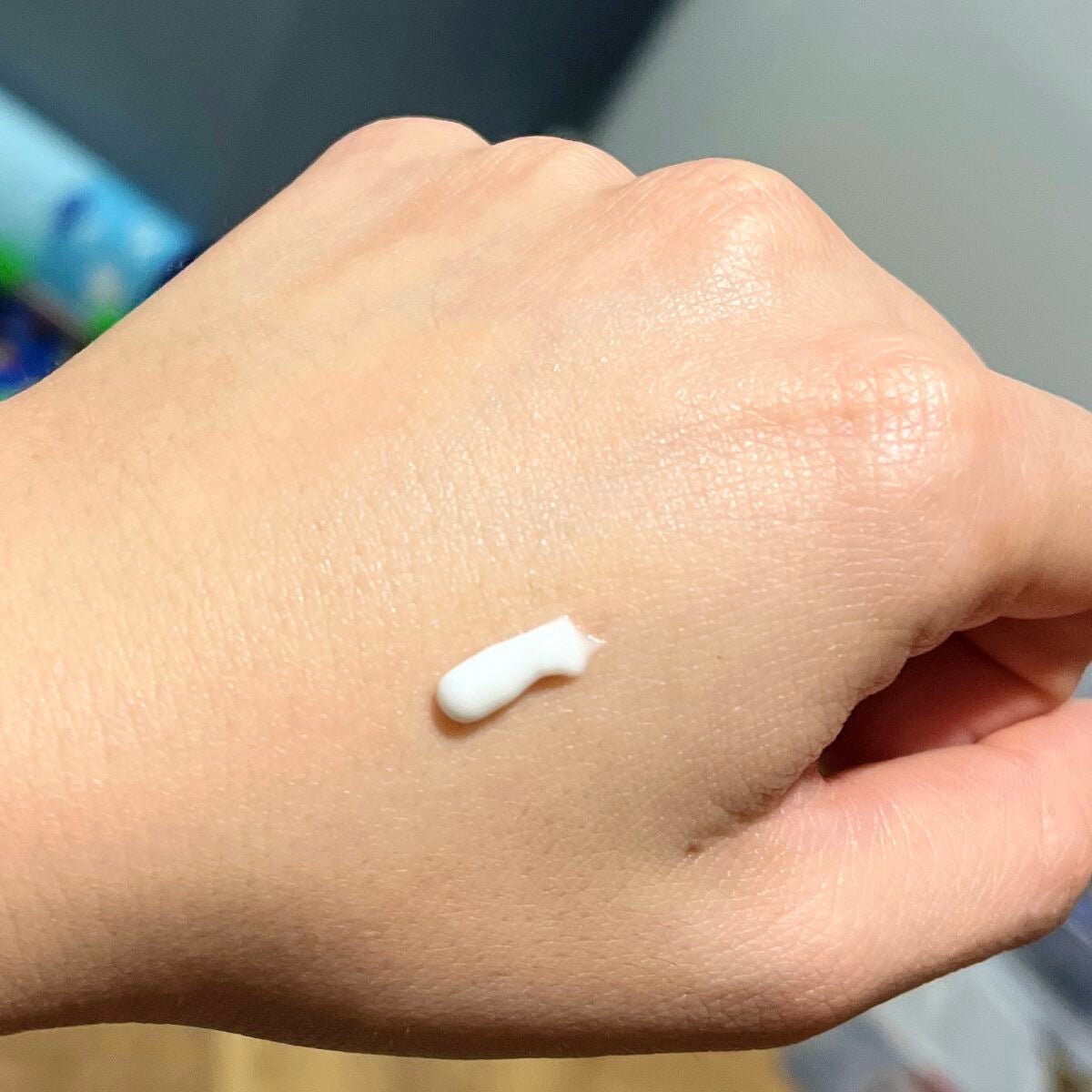 tomomi⭐︎ on LIPS 「【レチノール入り神コスメ❗️DAISOのアイクリーム】今回ご紹..」(2枚目)