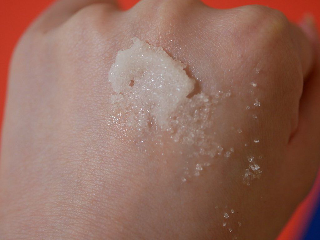 クナイプ シュガースクラブ カメリア＆アルガン/クナイプ/ボディスクラブを使ったクチコミ（2枚目）