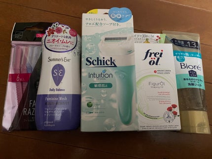 イントゥイション 敏感肌用 ホルダー (刃付き)+替刃1コ/イントゥイション/シェーバーを使ったクチコミ(1枚目)