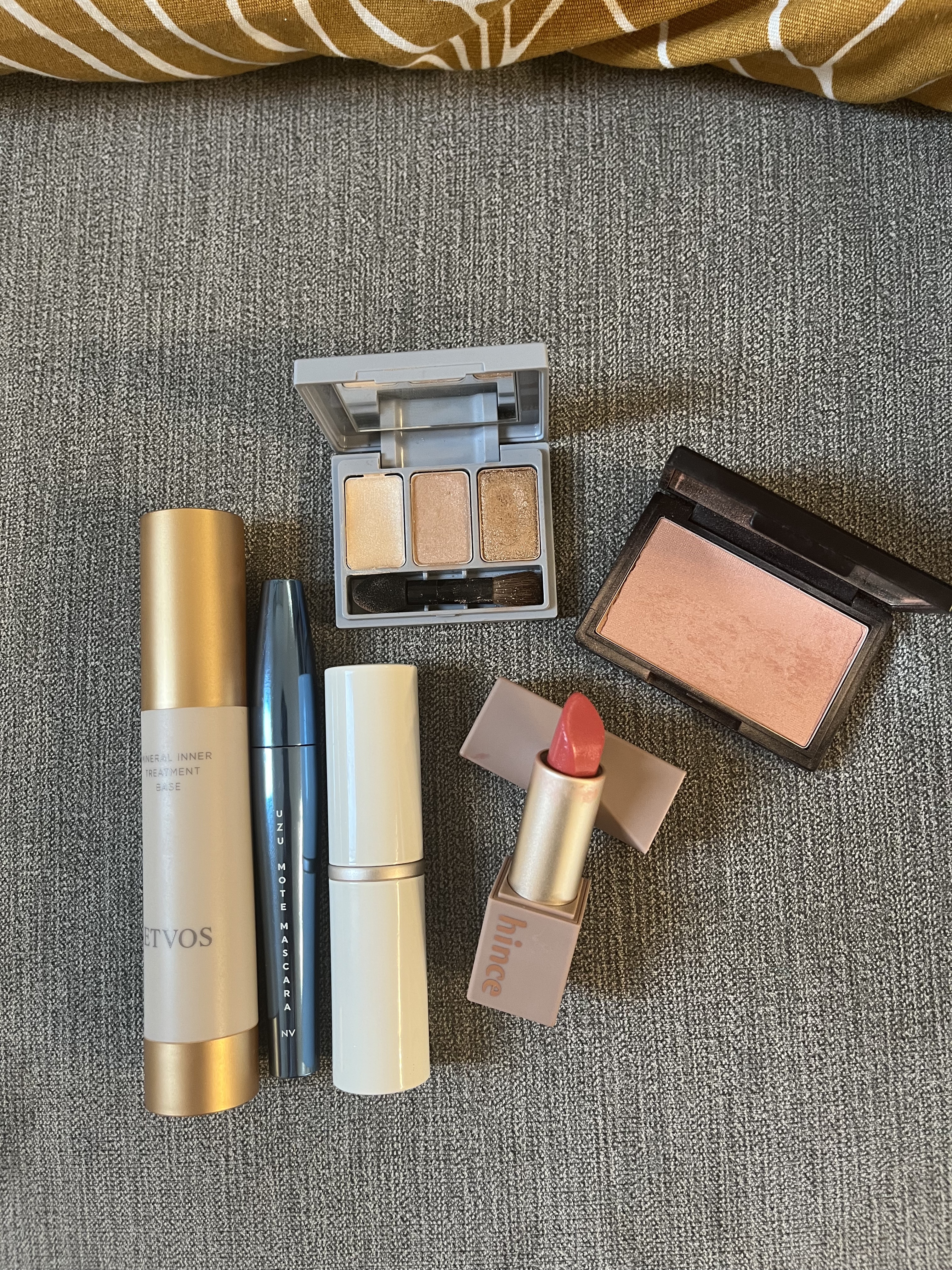 スリーサムデザイニングアイカラー randeboo/& WOLF/アイシャドウパレットを使ったクチコミ（1枚目）