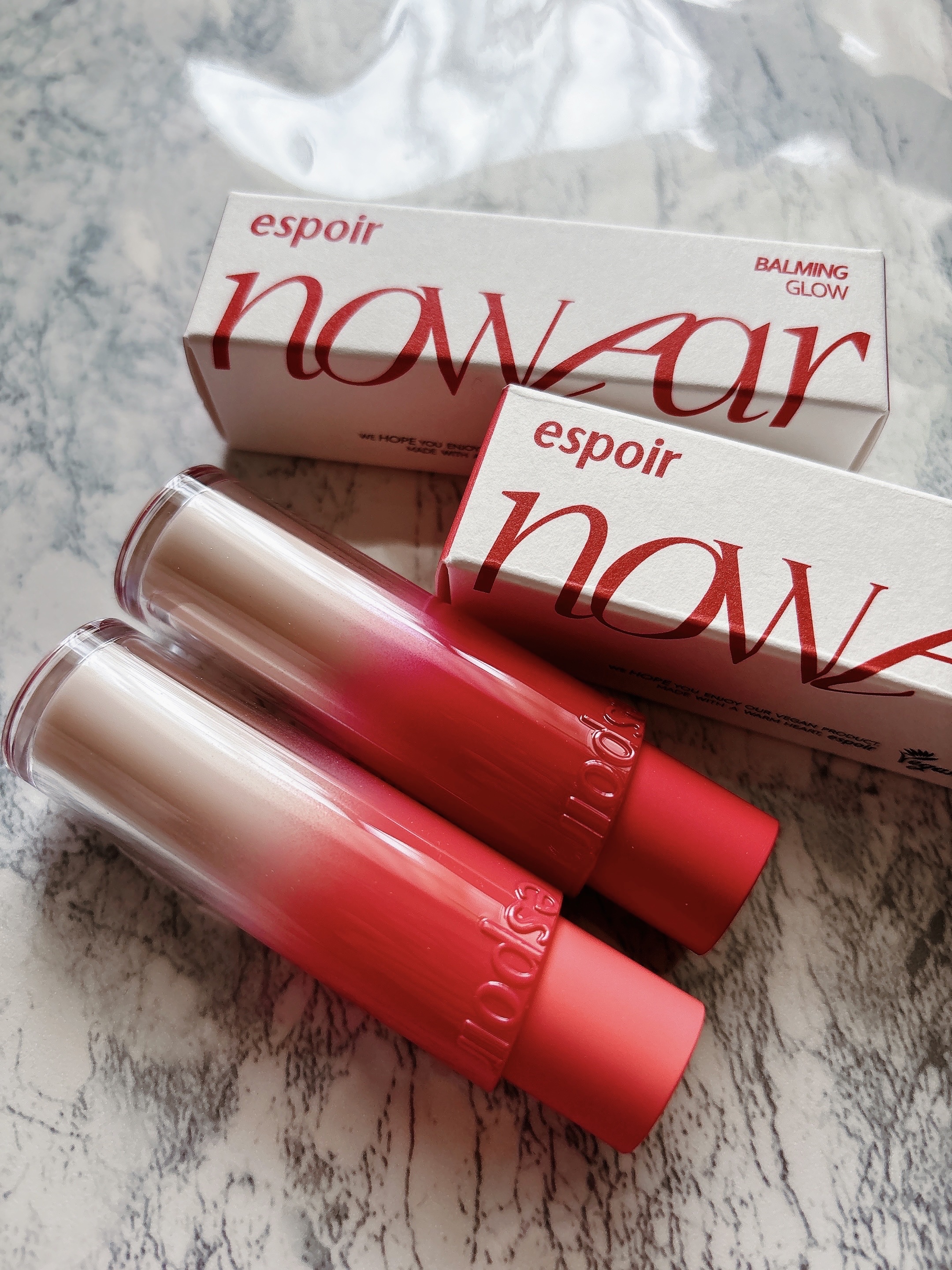 ノーウェアリップスティック バーミンググロー/espoir/口紅を使ったクチコミ（2枚目）