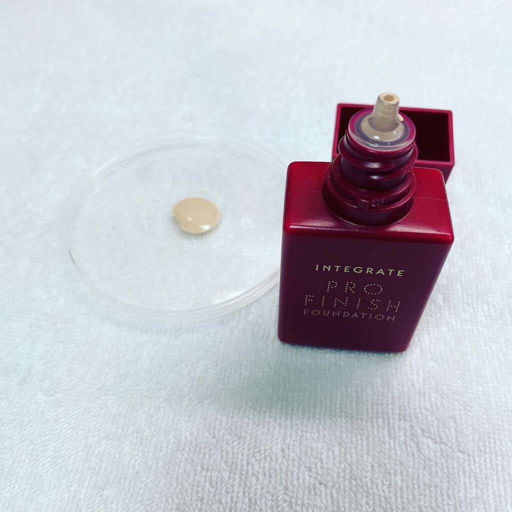 プロフィニッシュリキッド オークル10/インテグレート/リキッドファンデーションを使ったクチコミ（3枚目）