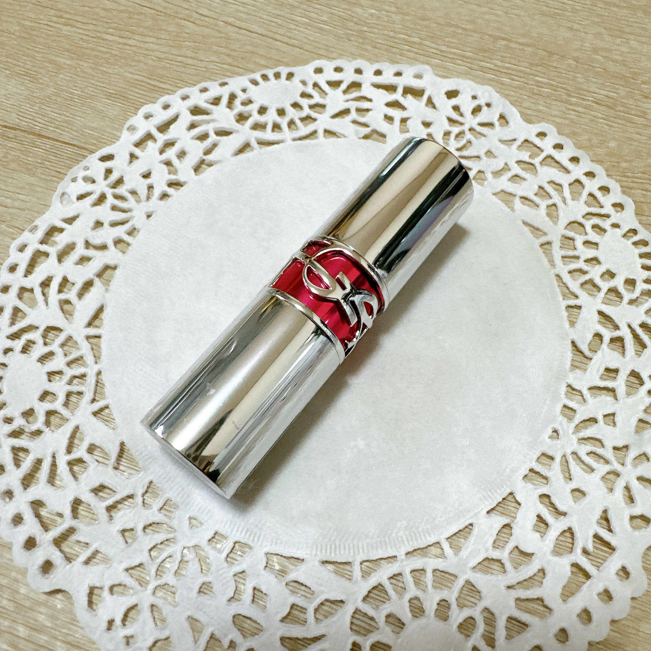 YSL ラブシャイン キャンディグレーズ/YVES SAINT LAURENT BEAUTE/口紅を使ったクチコミ（2枚目）