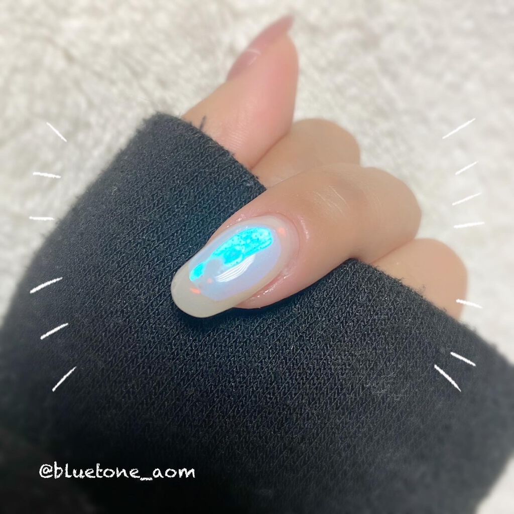 ⋆͛🦖⋆͛aomi on LIPS 「中指には@cocoro_nailさんのミラーイエロー使ってみま..」(2枚目)