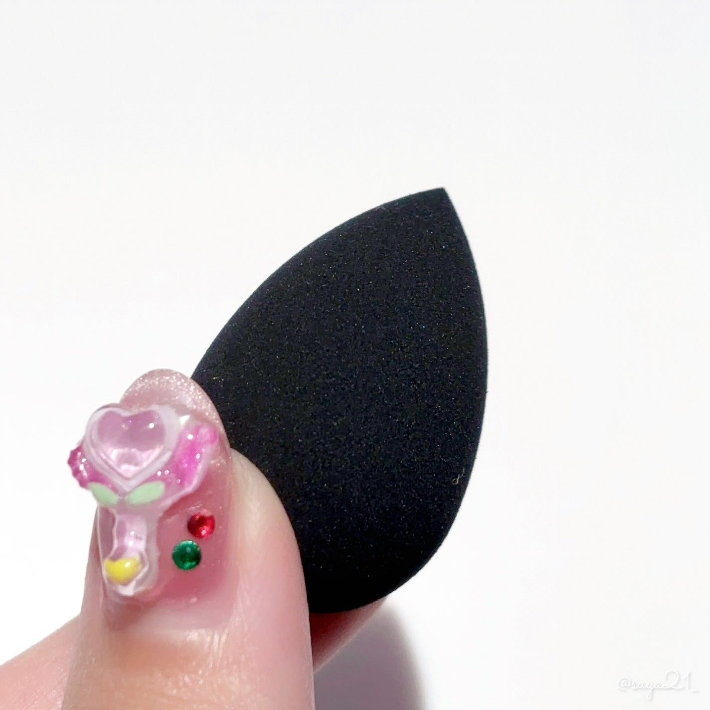 3D メイクアップスポンジ ミニサイズ 3P入り(しずく)/DAISO/その他を使ったクチコミ(1枚目)