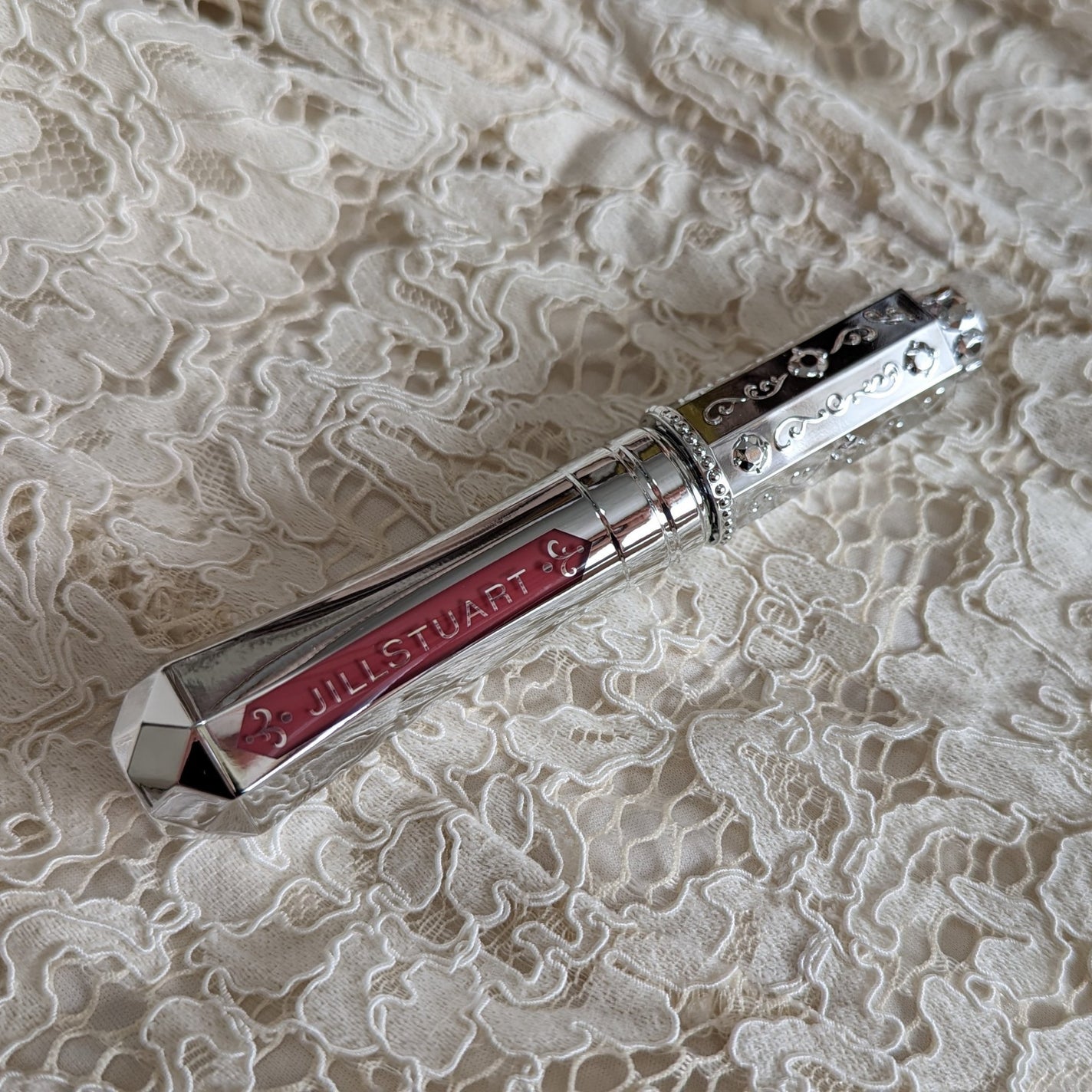 ジルスチュアート タイムレスグロウ ルージュティント/JILL STUART/リップティントを使ったクチコミ(1枚目)
