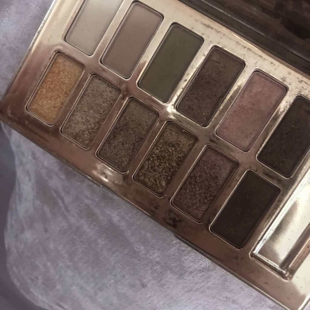 のあにゃん🐱❤︎ on LIPS 「🕊🕊バビメロバレンタインボックス🍫❤︎1番上の白とピンクはあん..」(2枚目)