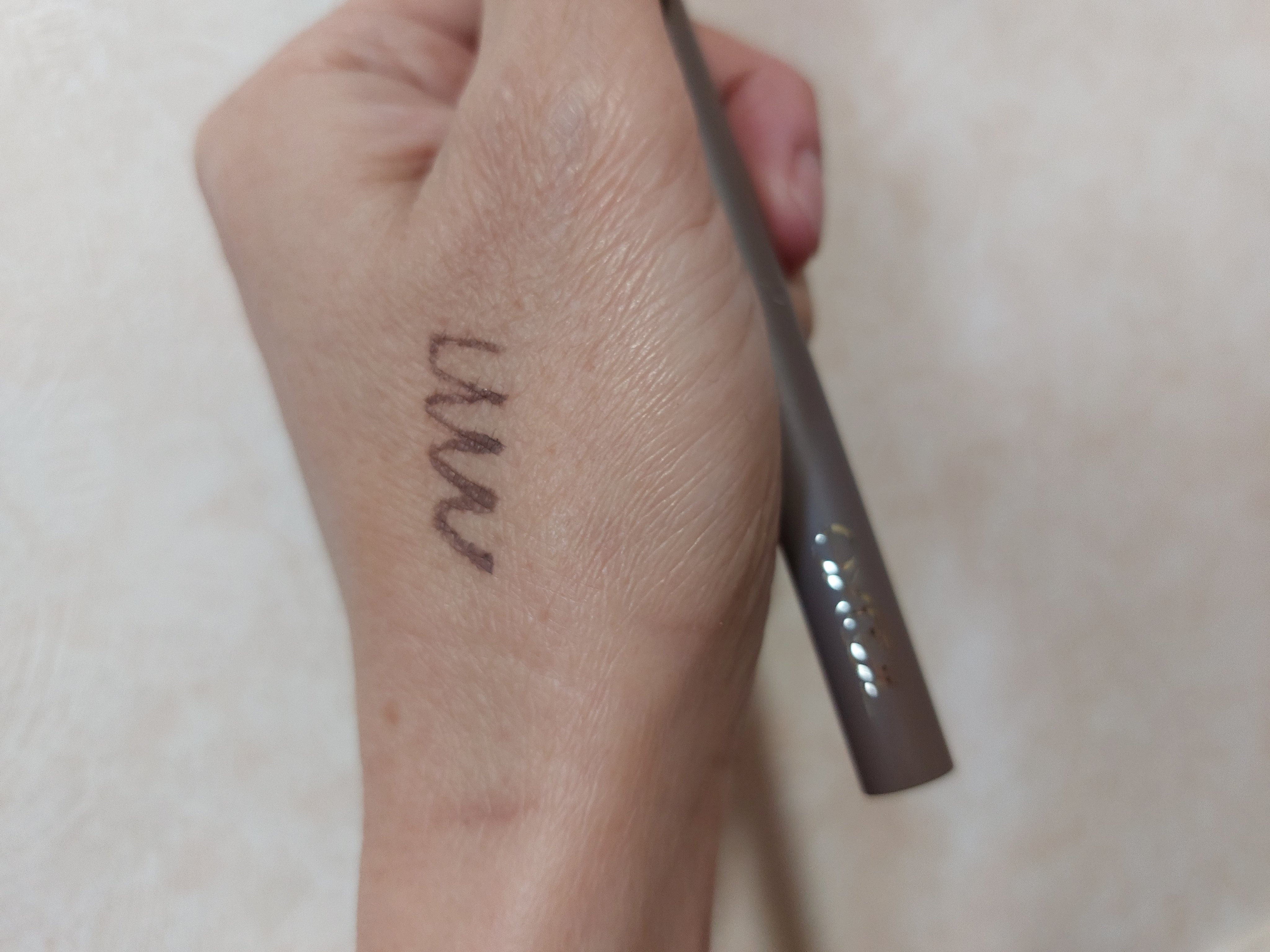 メロウシェード リキッドライナー/excel/リキッドアイライナーを使ったクチコミ（1枚目）