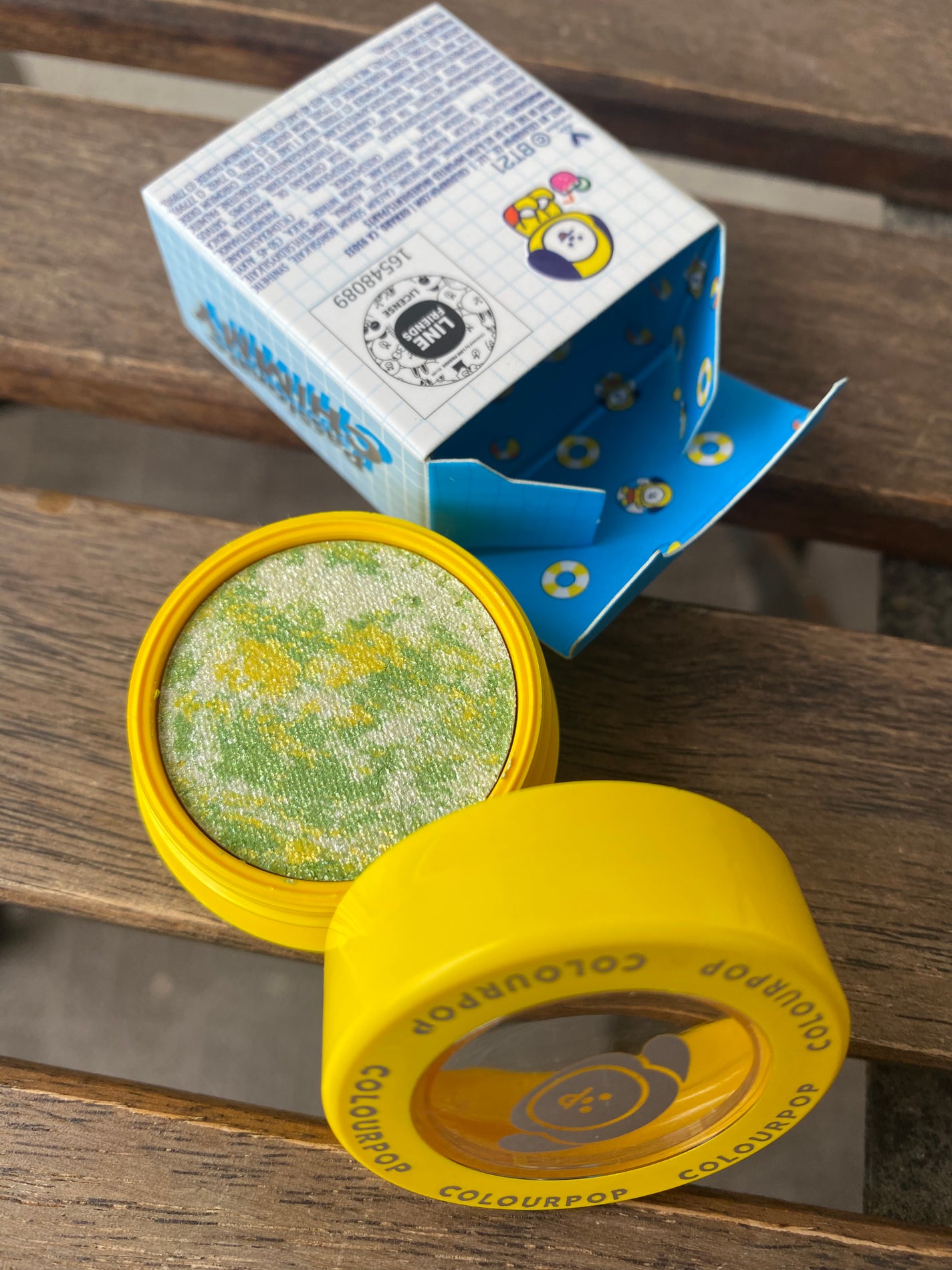 スーパーショックシャドウ/ColourPop/単色アイシャドウを使ったクチコミ(3枚目)