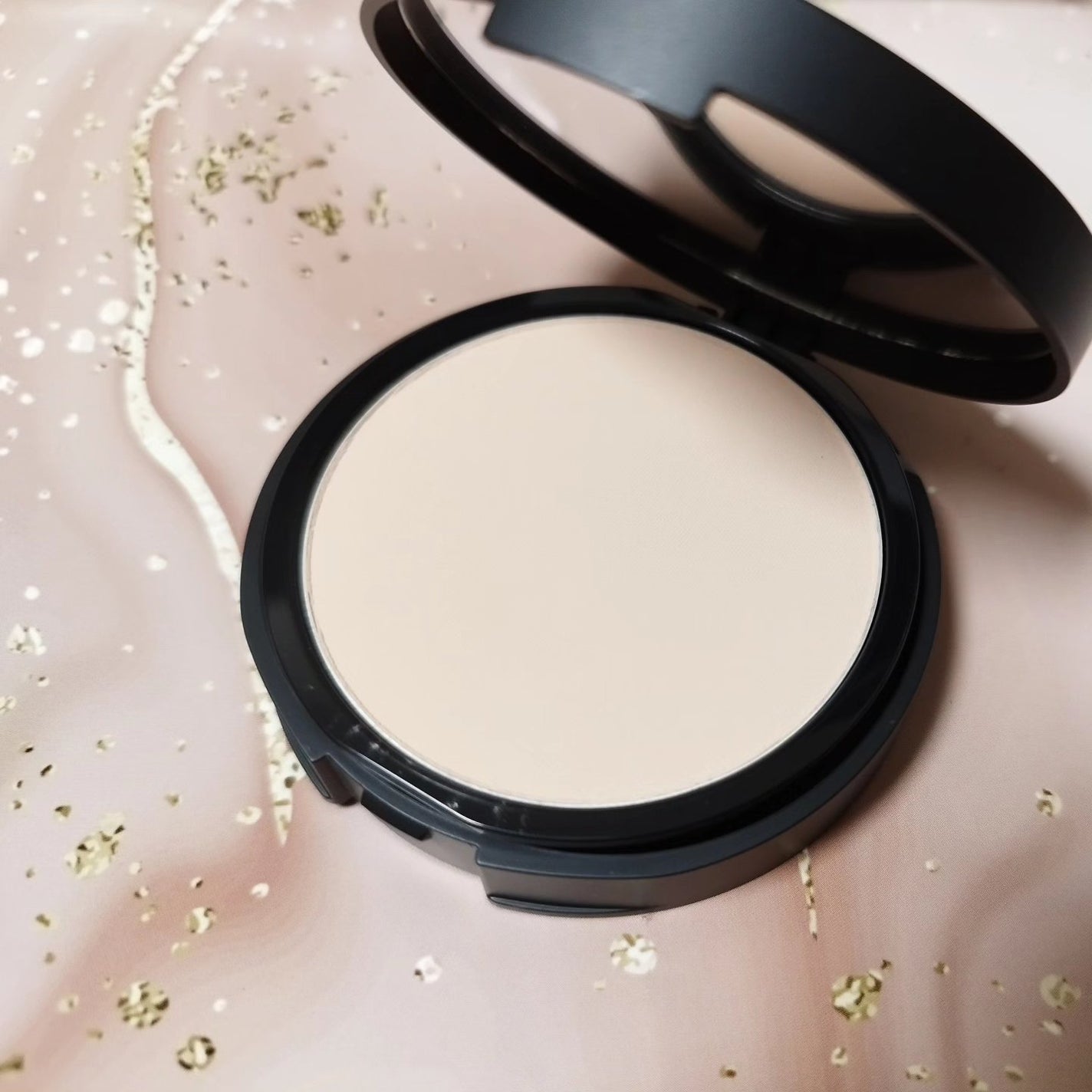ベアプロ 16HR パウダー ファンデーション/bareMinerals/パウダーファンデーションを使ったクチコミ(2枚目)