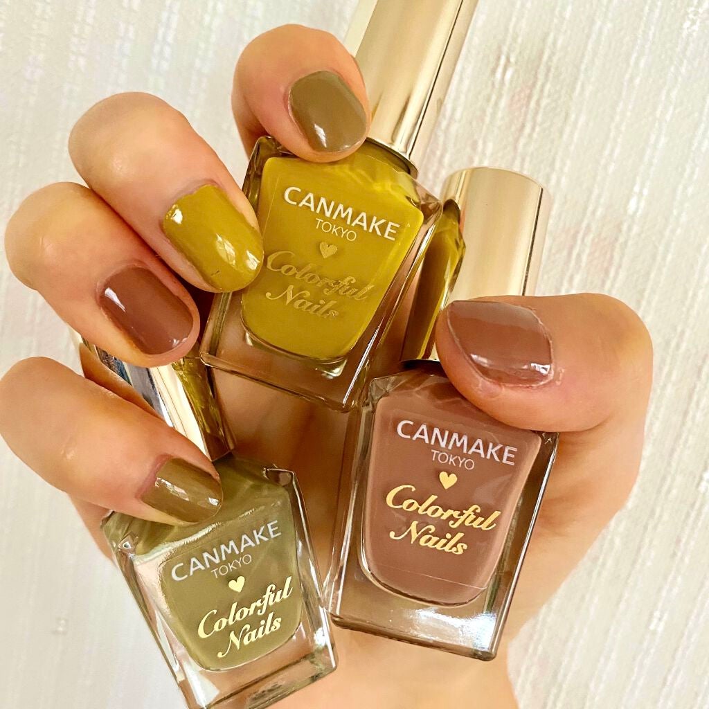 カラフルネイルズ/キャンメイク/マニキュアを使ったクチコミ(2枚目)