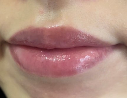 saku on LIPS 「ジルスチュアート クリスタルブルーム リップブーケセラム花々の..」(4枚目)