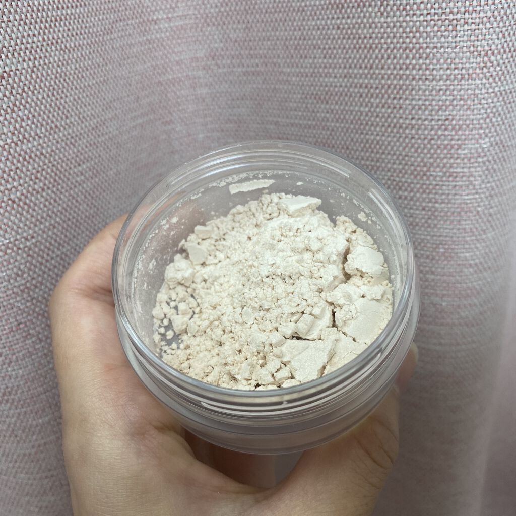 トランスルーセント フェイスパウダー P00/RMK/ルースパウダーを使ったクチコミ（2枚目）
