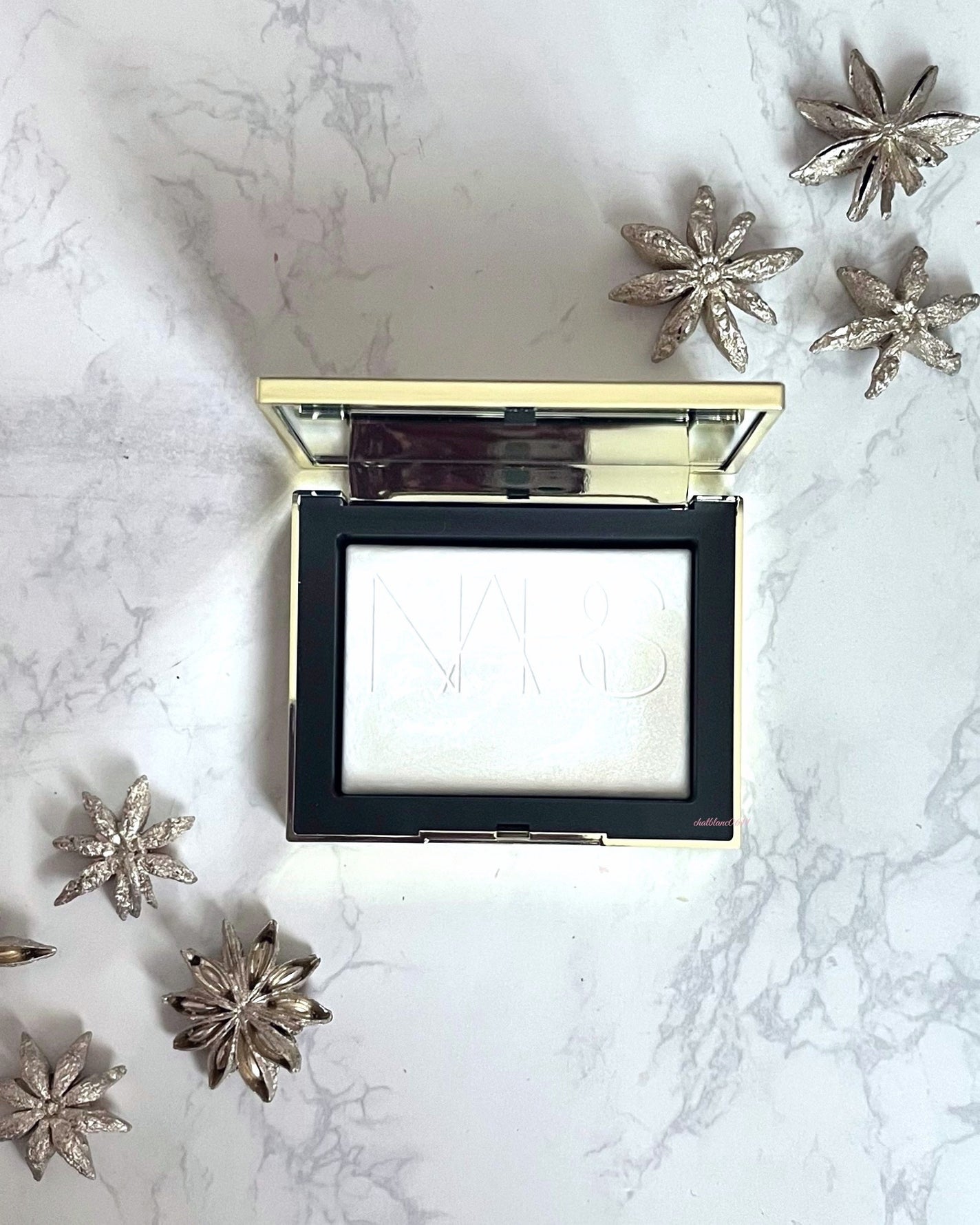 ライトリフレクティング プリズマティックパウダー/NARS/プレストパウダーを使ったクチコミ(1枚目)