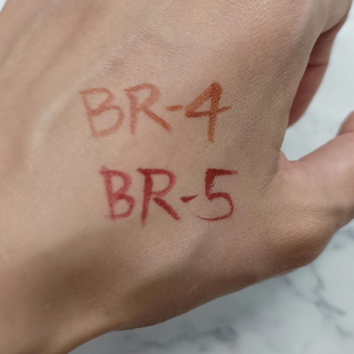 ウルトラカラー アイライナー/MAYBELLINE NEW YORK/リキッドアイライナーを使ったクチコミ（2枚目）