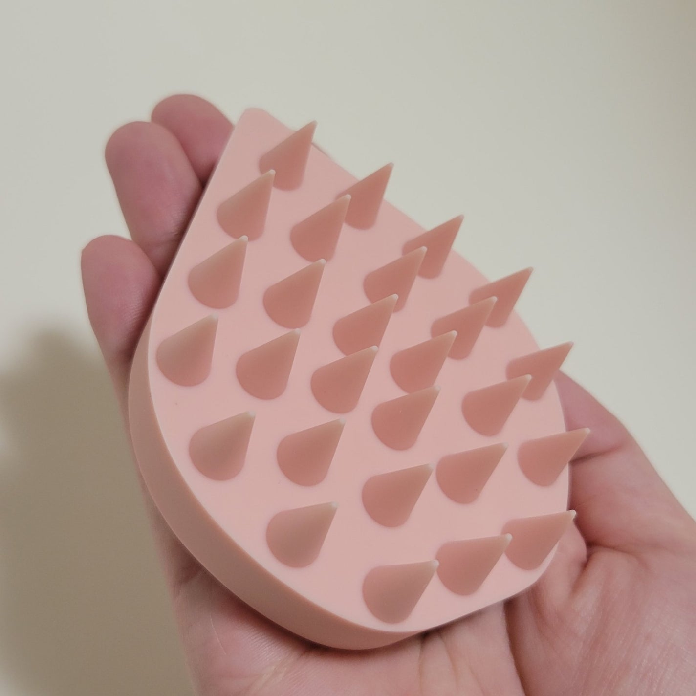 リラクシングマッサージブラシ/エトヴォス/スカルプブラシを使ったクチコミ(2枚目)