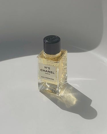 CHANEL シャネル N°5 オー プルミエール (ヴァポリザター)のクチコミ「CHANEL: N°5 オー プルミエールの甘さと透明感が感じられる香り

─────────.....」（2枚目）