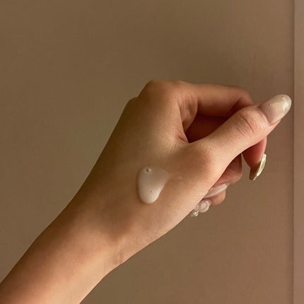 プレミアムボディミルク ホワイトニング【医薬部外品】 /ニベア/ボディミルクを使ったクチコミ(4枚目)