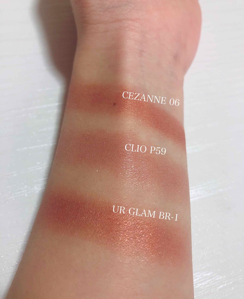 UR GLAM　SELECT EYES/U R GLAM/単色アイシャドウを使ったクチコミ（2枚目）