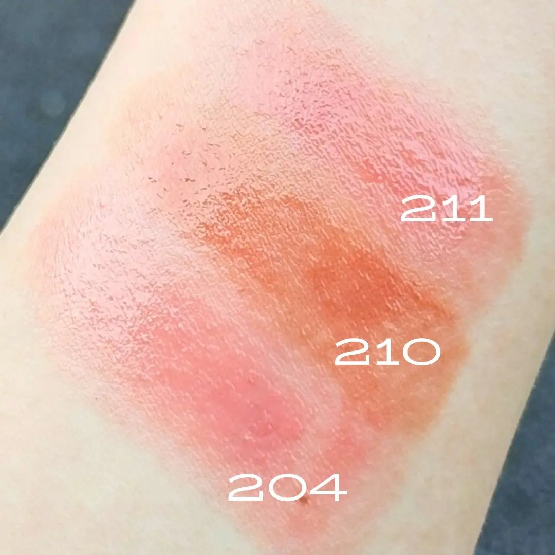 ボンディンググロウリップスティック/Laka/口紅を使ったクチコミ（3枚目）