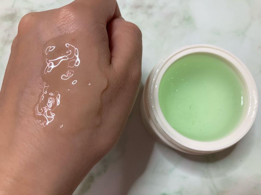 Akiko on LIPS 「@snp_japan#シカパンテノールスリーピングパック.日中..」(3枚目)