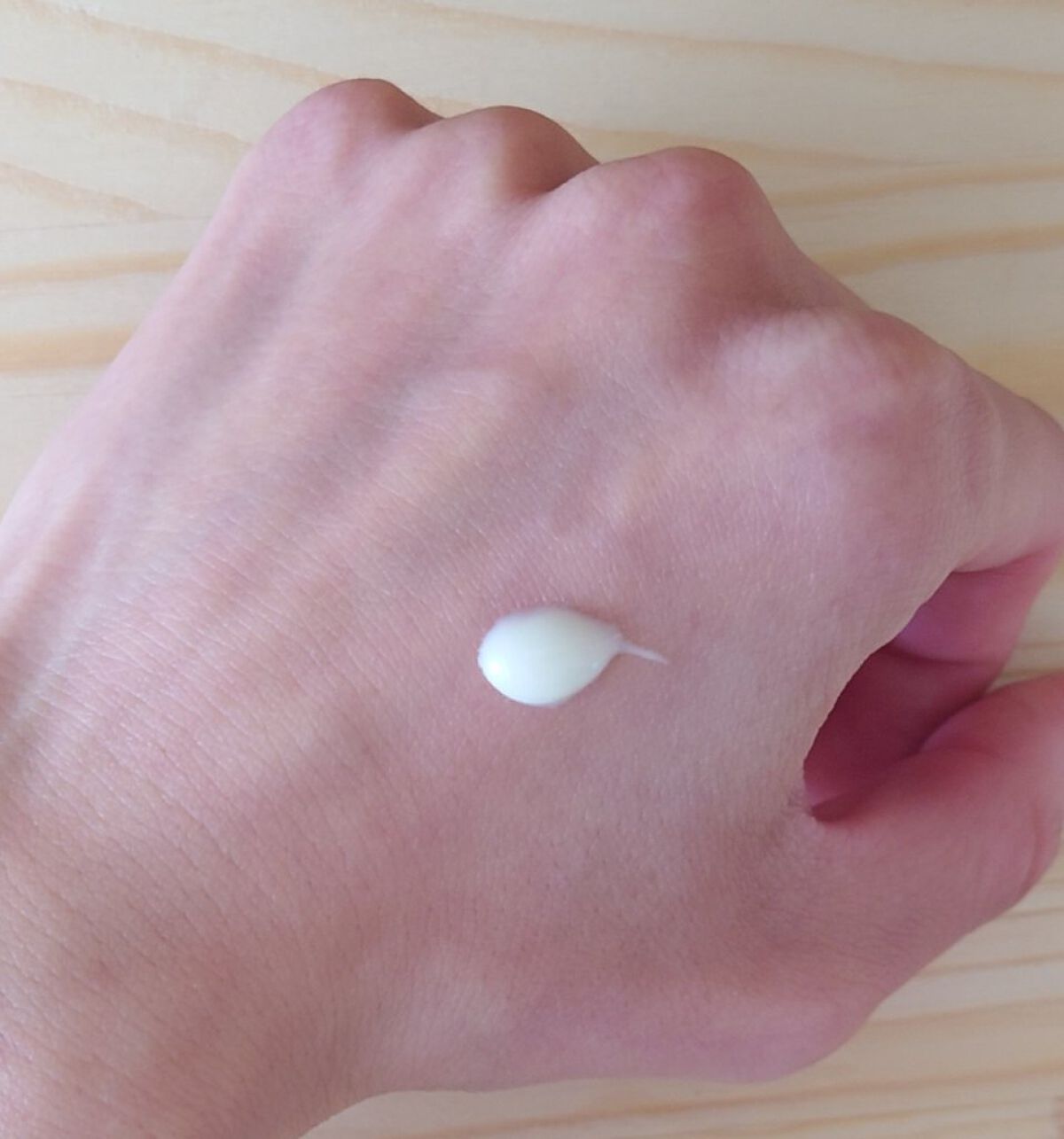 ビオレUV アクアリッチ ウォータリーエッセンス/ビオレ/日焼け止めローションを使ったクチコミ（3枚目）