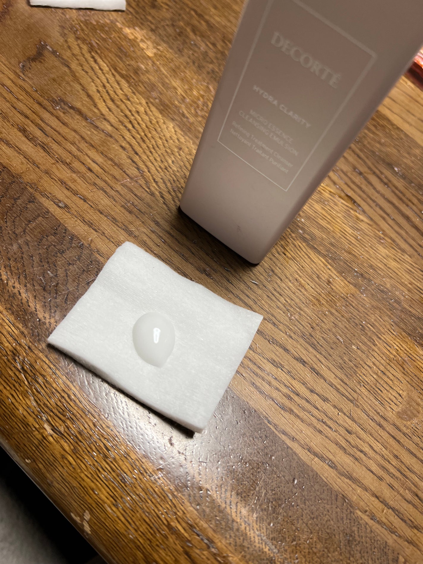 イドラクラリティ マイクロエッセンス クレンジングエマルジョン/DECORTÉ/ミルククレンジングを使ったクチコミ(3枚目)