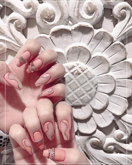 #フレンチネイル,#ネイル,#アートネイル,#春ネイル,#ミラーアートネイル,#白フレンチネイル,#フレンチネイル,#ピンクネイル,#ミラーネイル,#手書きアートネイル,#刺繍ネイル,#ミラーネイル,#シルバーアクセネイル,#春ネイル,#天王寺ネイルのネイルデザイン