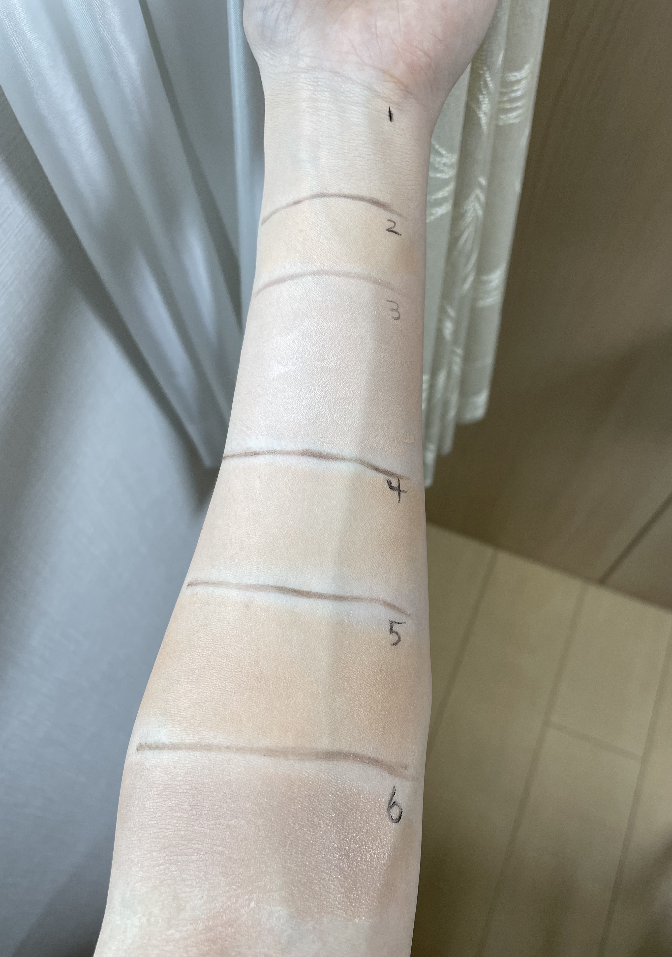 タンイドル ウルトラ ウェア リキッド/LANCOME/リキッドファンデーションを使ったクチコミ（1枚目）