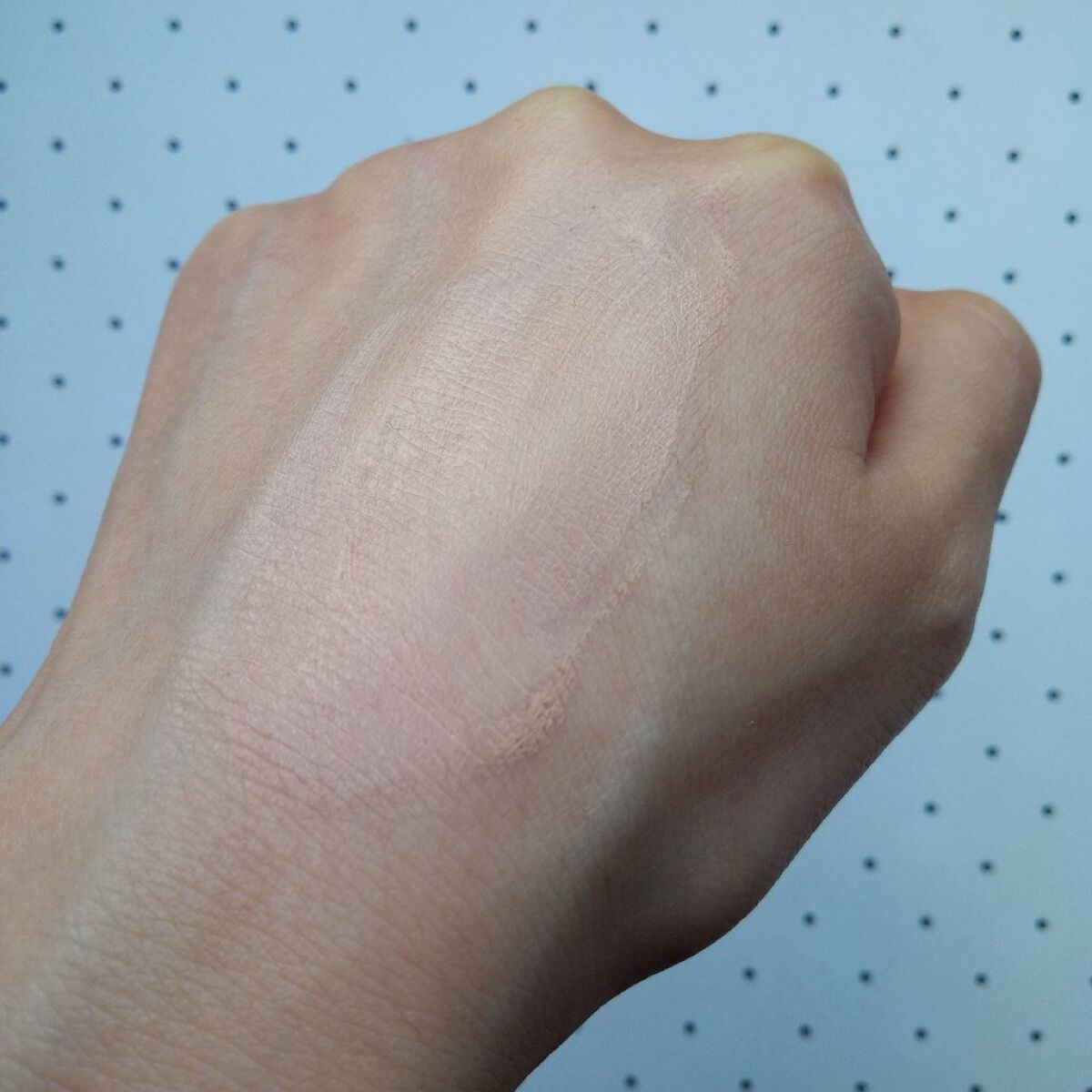 CR ナチュラル マット モイスチャライザー バーチ 1.5/bareMinerals/クリーム・エマルジョンファンデーションを使ったクチコミ（3枚目）