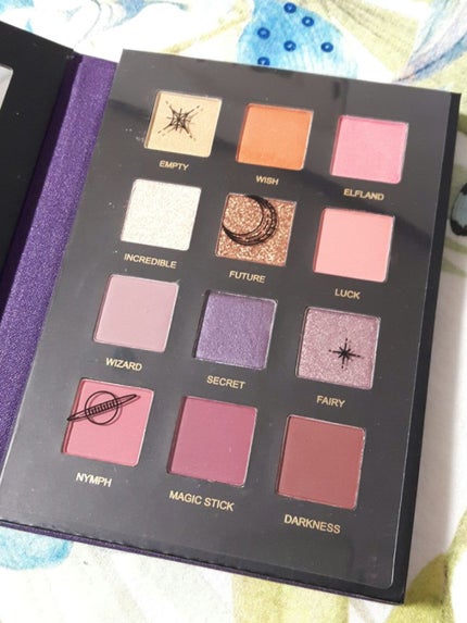 星空12色アイシャドウパレット purple(パープル)/VCND/アイシャドウパレットを使ったクチコミ(2枚目)