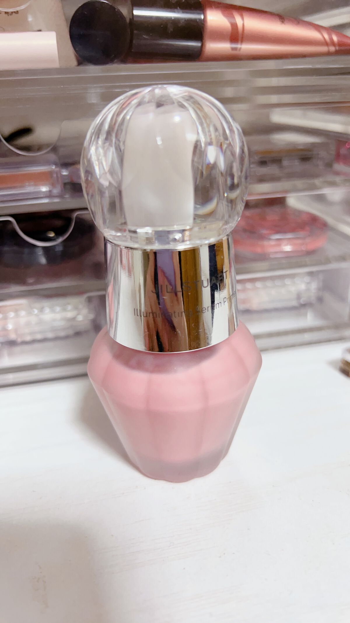 ジルスチュアート　イルミネイティング セラムプライマー/JILL STUART/化粧下地を使ったクチコミ（1枚目）