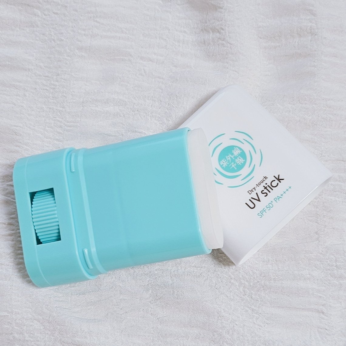 紫外線予報 さらさらUVスティックF/紫外線予報/日焼け止めスティックを使ったクチコミ（2枚目）