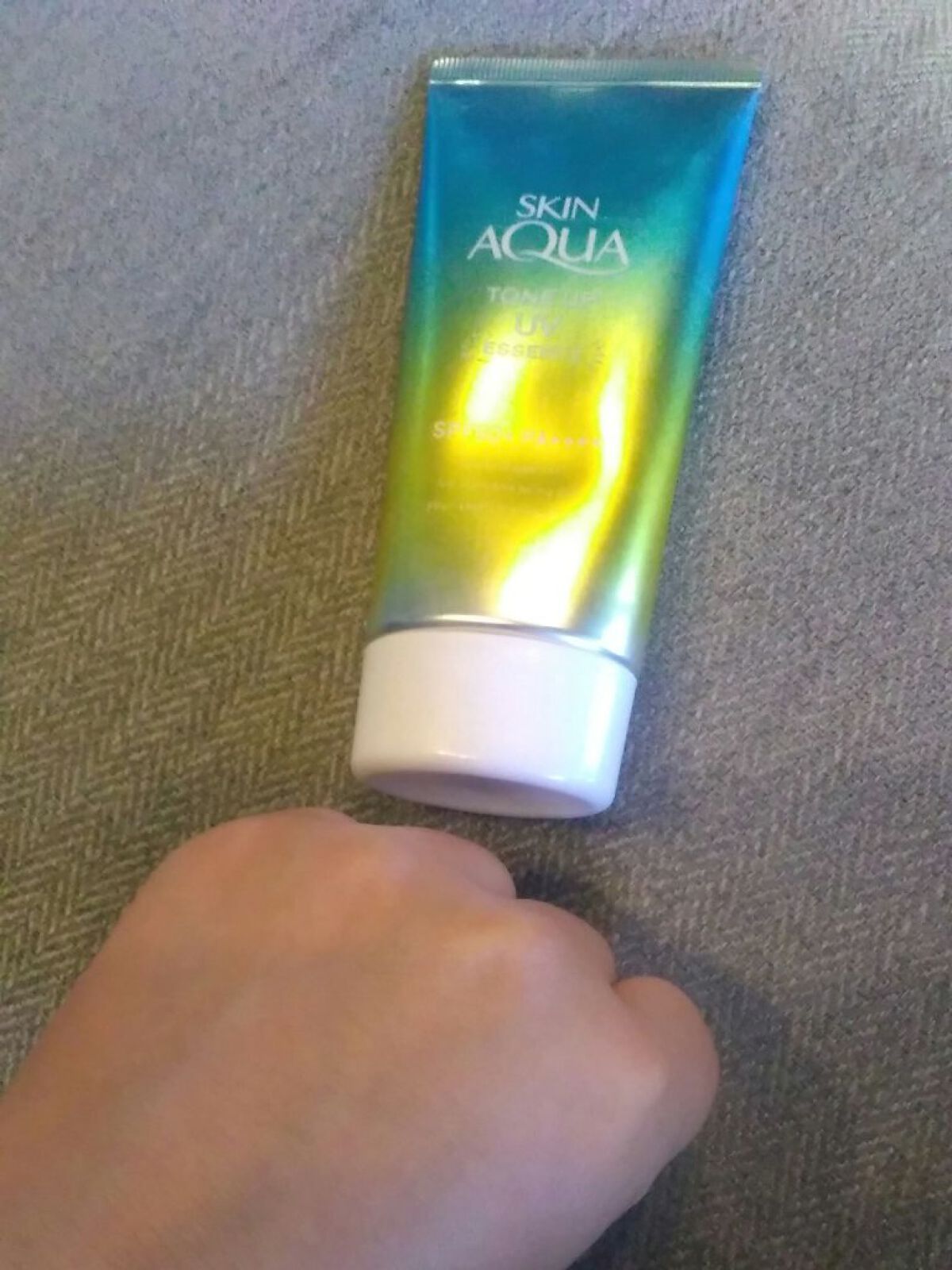 スキンアクア トーンアップUVエッセンス/スキンアクア/日焼け止めクリームを使ったクチコミ(1枚目)