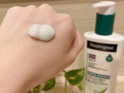 ノルウェー フォーミュラ インテンスリペア CICAボディエマルジョン/Neutrogena/ボディローションを使ったクチコミ(2枚目)