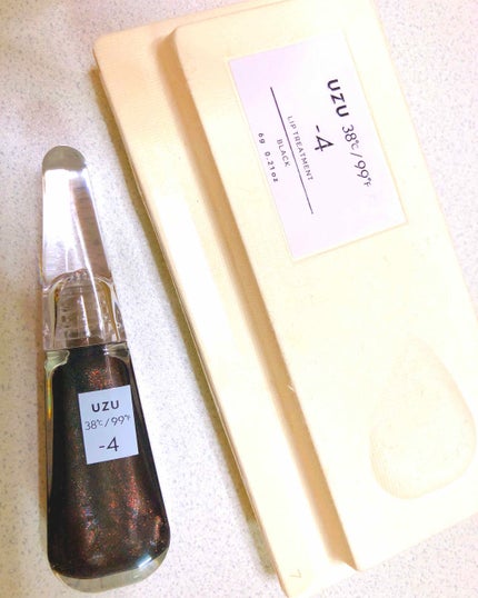 38°C / 99°F リップトリートメント (リップ美容液)/UZU BY FLOWFUSHI/リップケアを使ったクチコミ(2枚目)