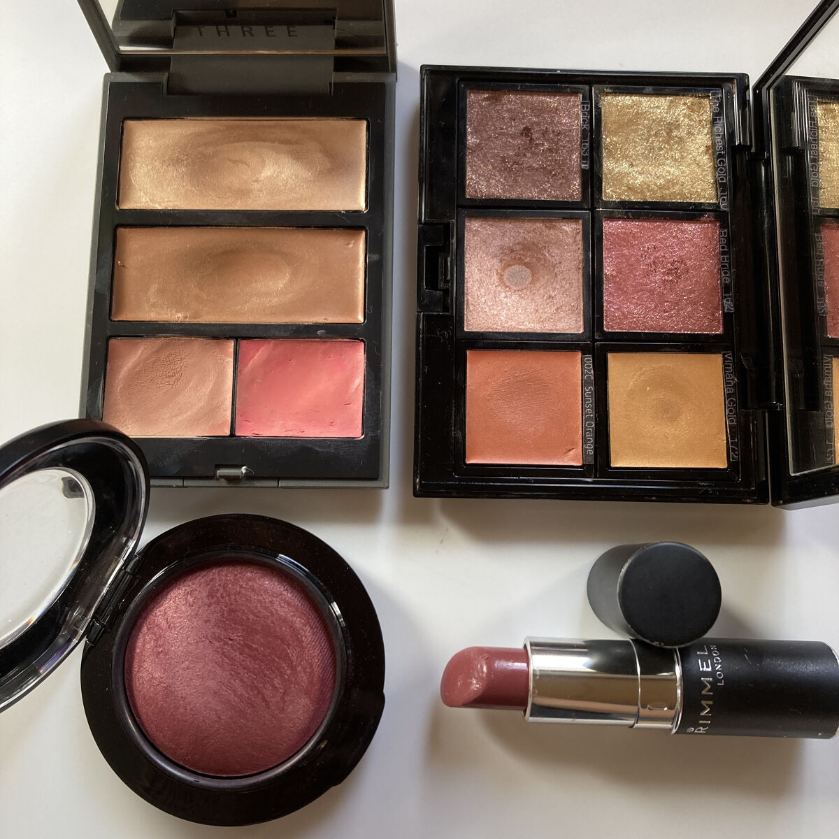 グローフリーダムパレットライジング X02 MELLIFLUOUS MOOD/THREE/クリームハイライトを使ったクチコミ（1枚目）