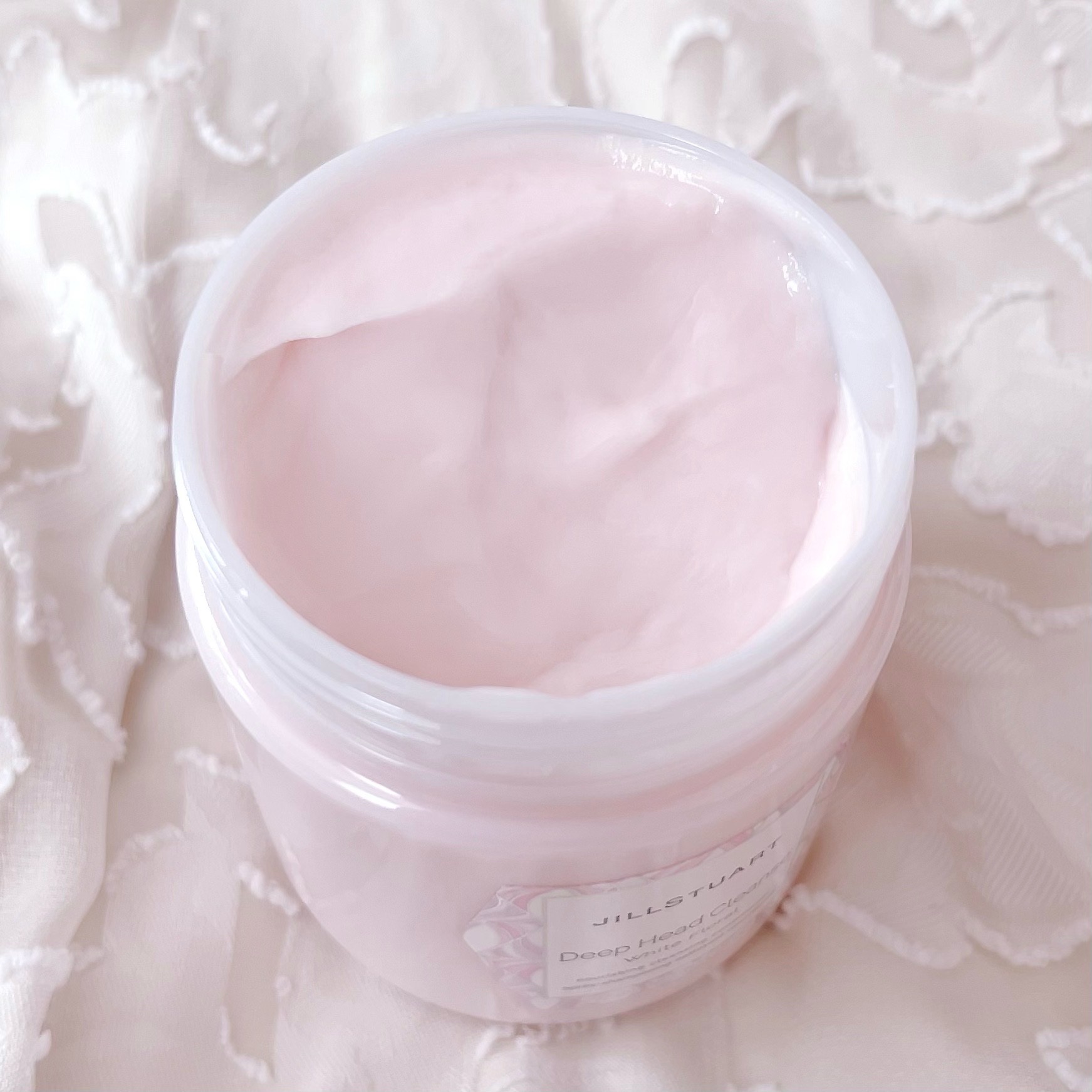 ディープ ヘッドクレンズ　ホワイトフローラル/JILL STUART/市販シャンプーを使ったクチコミ（2枚目）