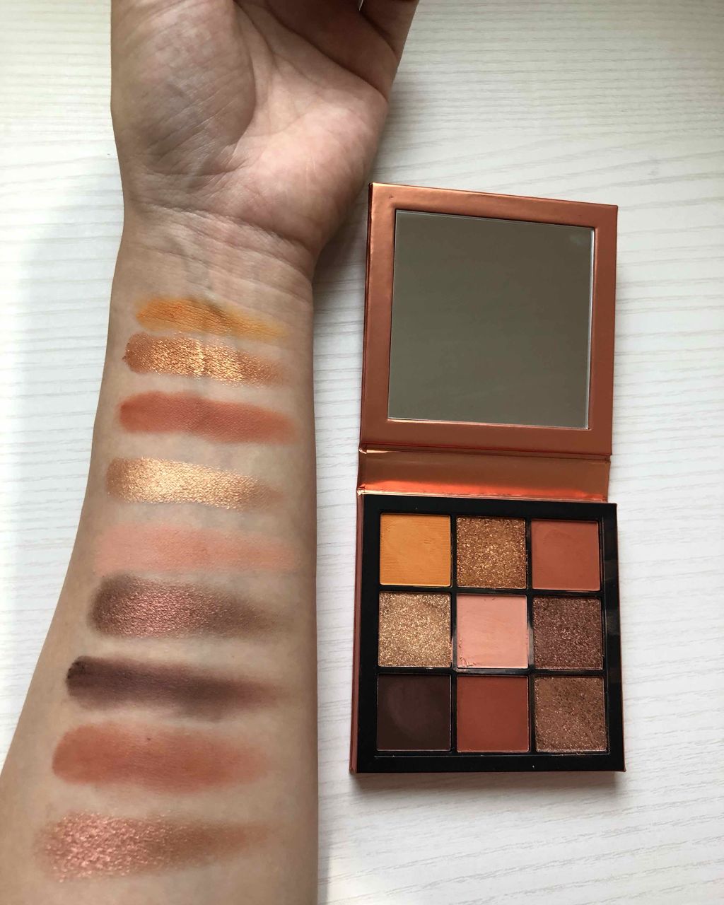 Obsessions Eyeshadow Palette/Huda Beauty/アイシャドウパレットを使ったクチコミ（1枚目）