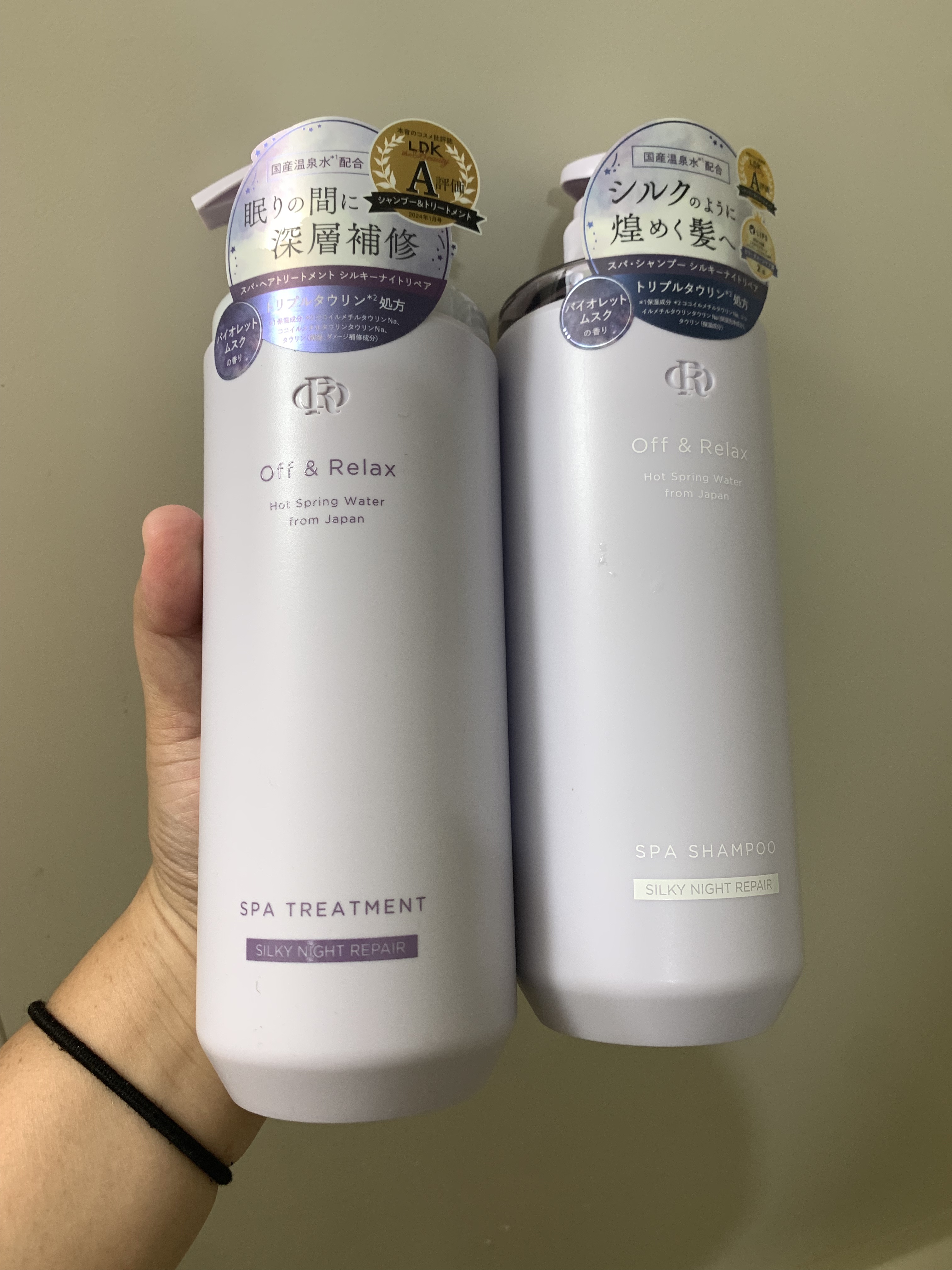 OR スパ•シャンプーシルキーナイトリペア
ORスパ•ヘアトリートメントシルキーナイトリペアのシリーズです❤️

紫外線やエアコンなどによる乾燥、、
枕などでの摩擦によるダメージなど髪悩みにとこちらが新誕生🥹✨✨

独自のトリプルタウリン