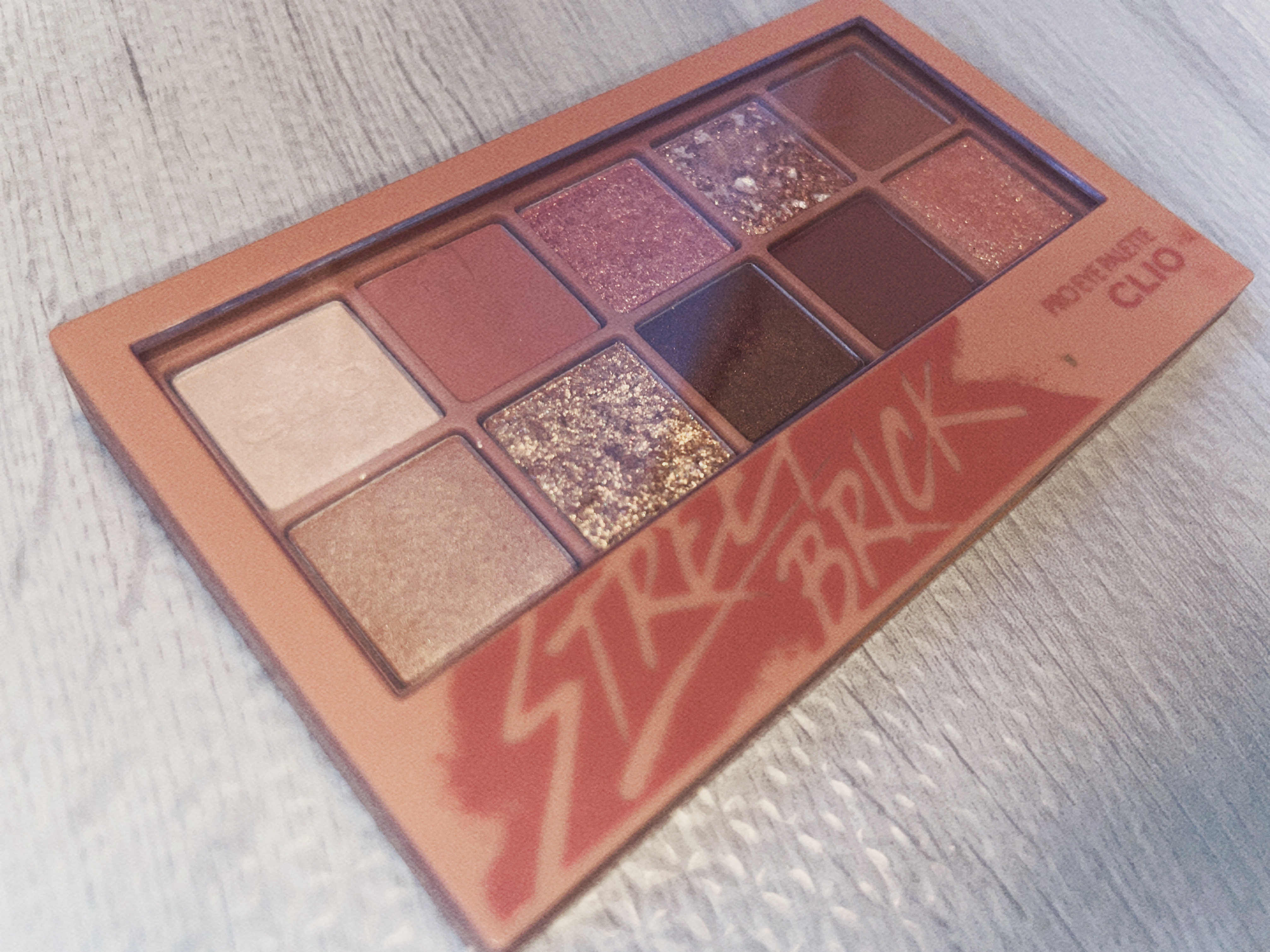 プロ アイ パレット/CLIO/アイシャドウパレットを使ったクチコミ（1枚目）