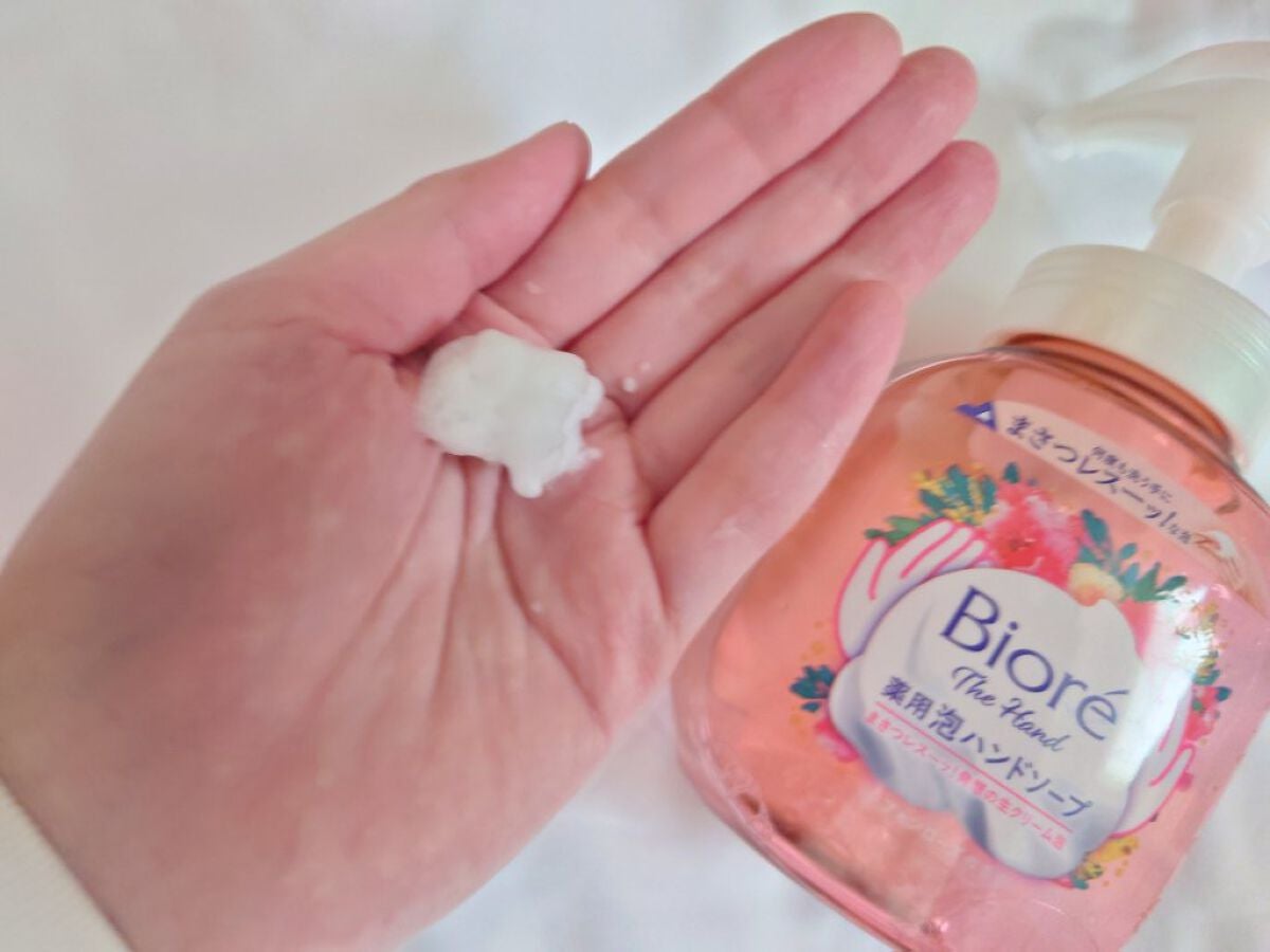 ビオレ ザ ハンド 泡ハンドソープ シフォンローズの香り/ビオレ/ハンドソープを使ったクチコミ(2枚目)
