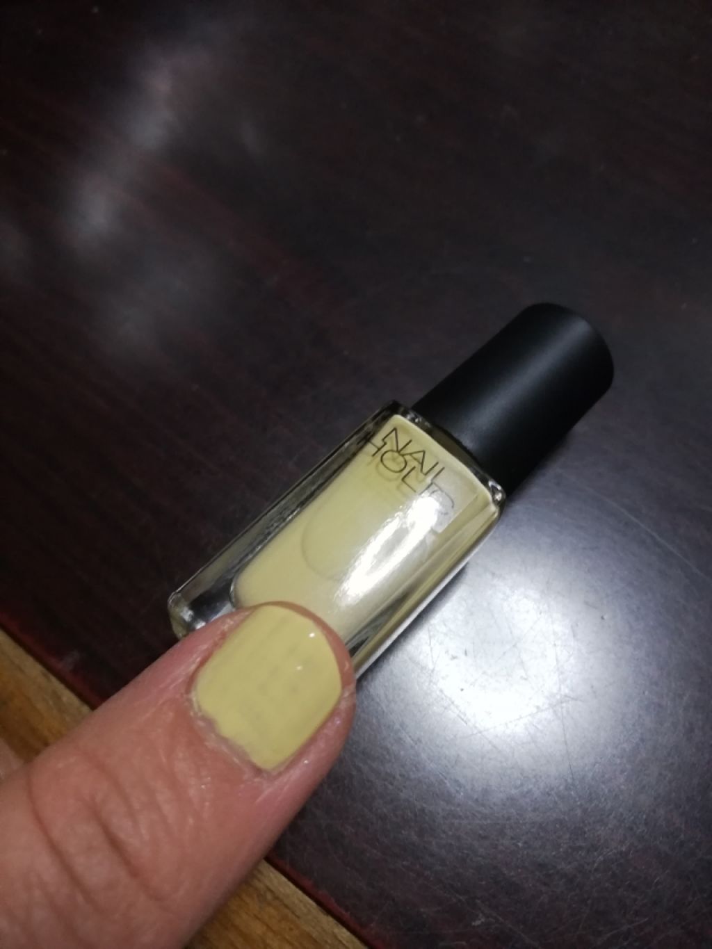 ネイルホリック リミテッドカラー Twingle Unicorn BL956/ネイルホリック/マニキュアを使ったクチコミ（2枚目）